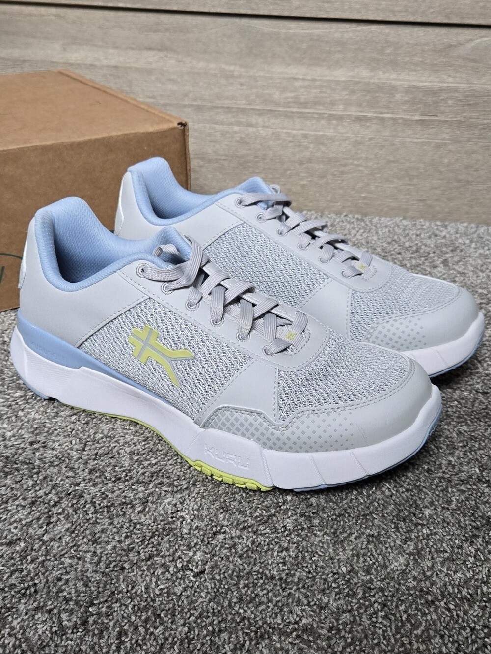 KURU QUANTUM 2 Grey and Lime Athletic Sneakers NEW size 10